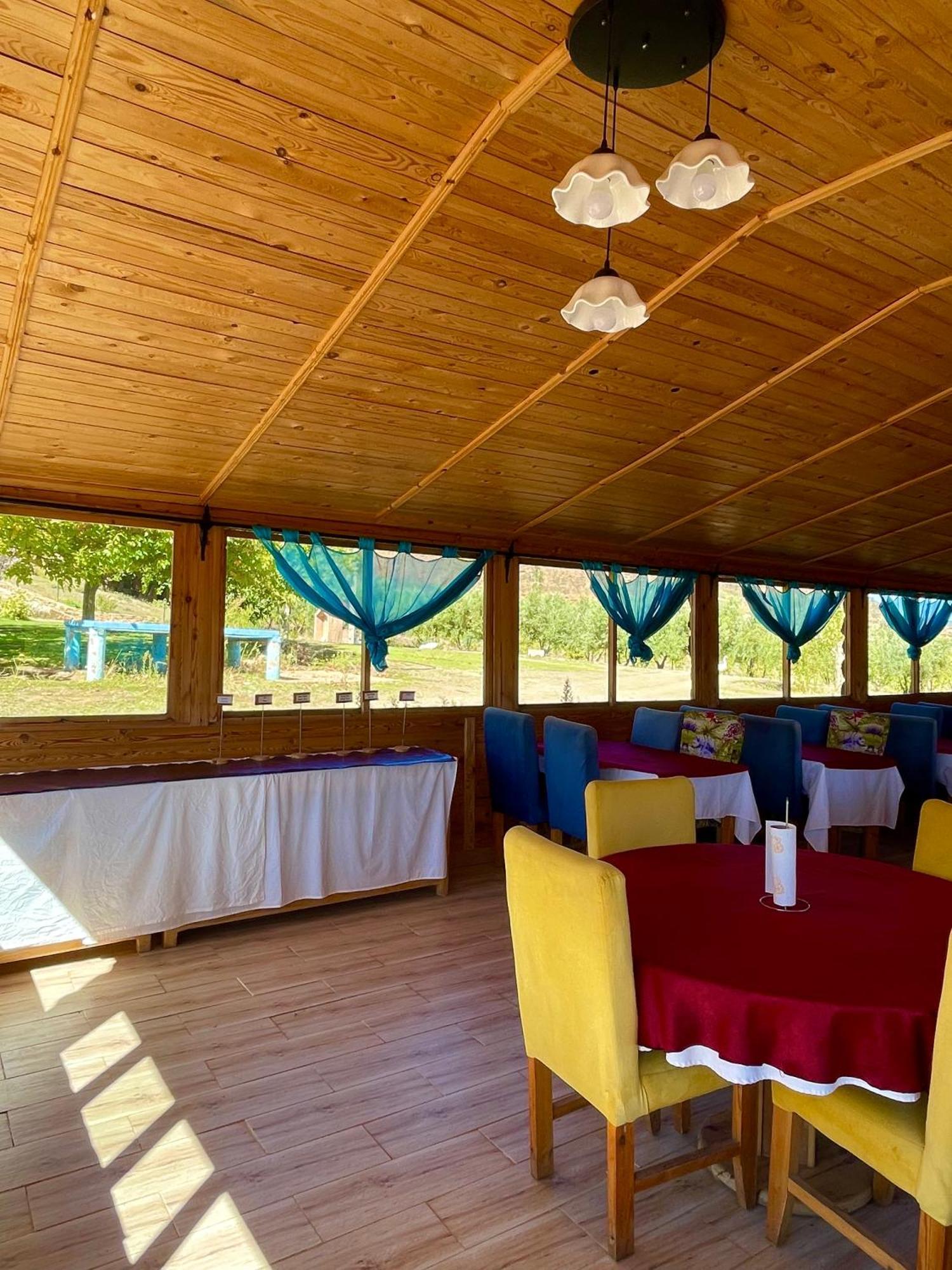 Ferme D'Hote La Vallee Azrou Dış mekan fotoğraf