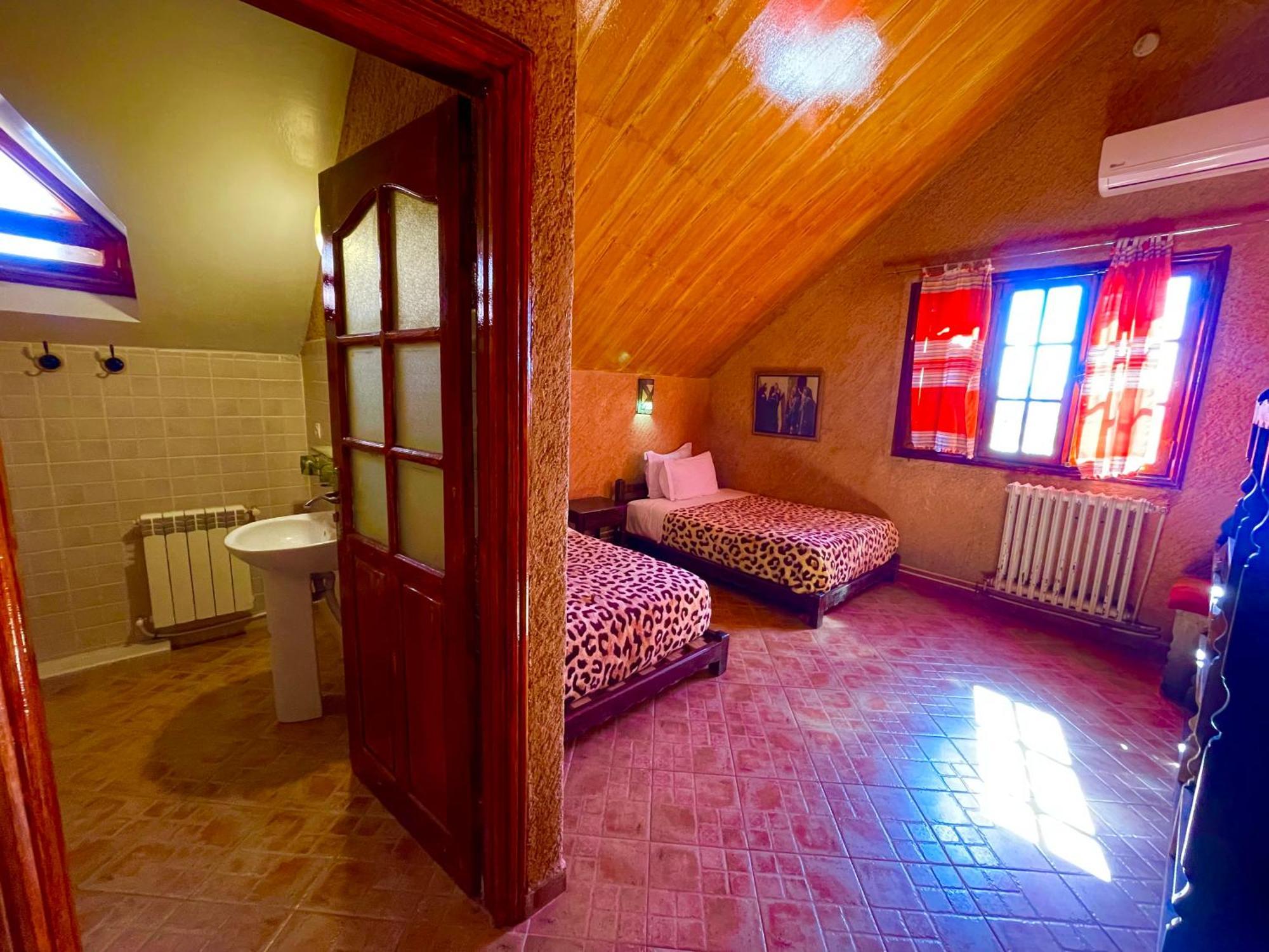 Ferme D'Hote La Vallee Azrou Dış mekan fotoğraf